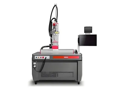 Laserové zváracie zariadenie s kontinuálnym vlnovým vláknom